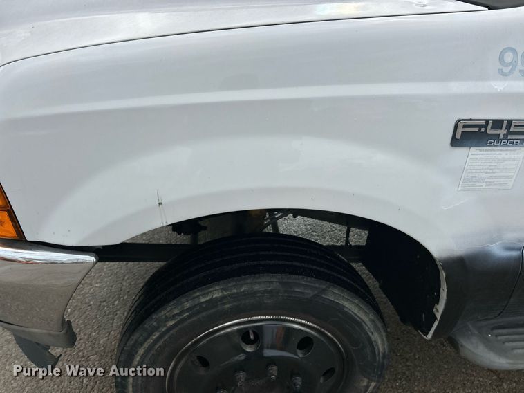 image for item NJ9564 1999 Ford F450 Super Duty XL flatbed truck