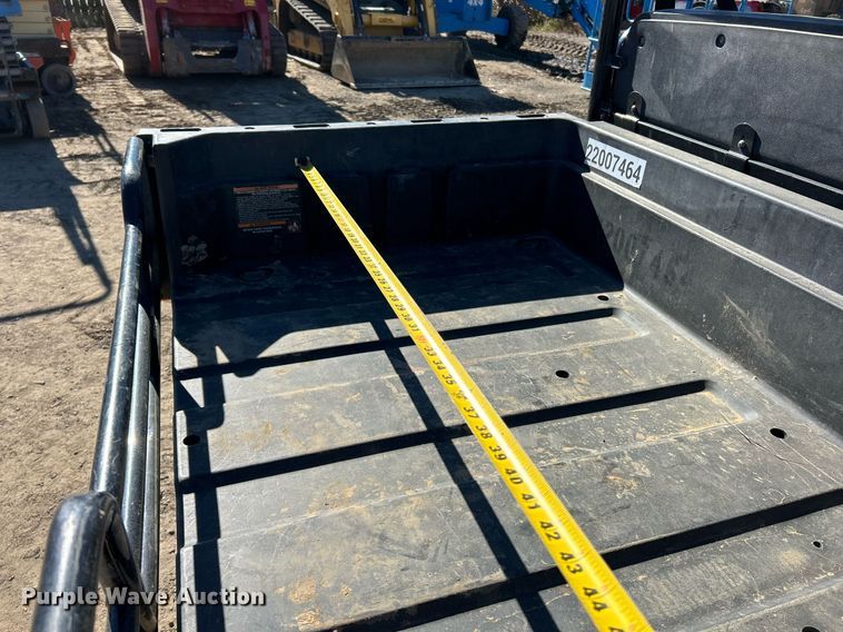 image for item NJ9575 2021 Cub Cadet Challenger M 750 EP utility vehicle