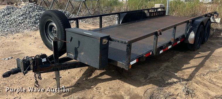image for item NQ9068 2005 Trail King Utility trailer