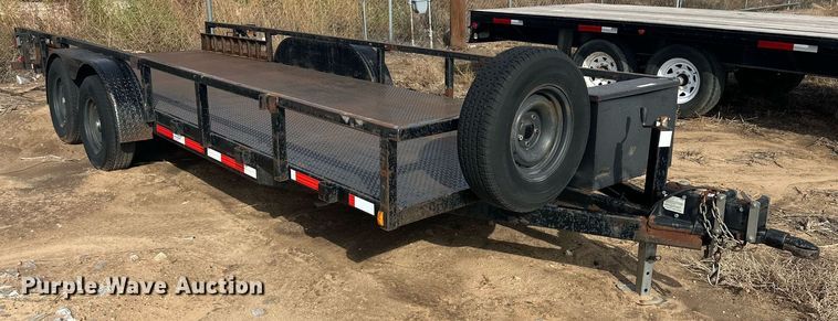 image for item NQ9068 2005 Trail King Utility trailer