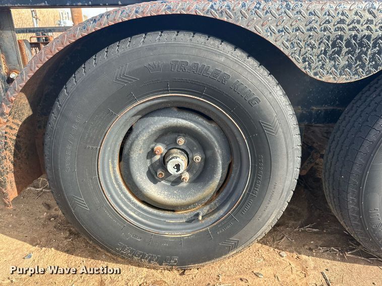 image for item NQ9068 2005 Trail King Utility trailer