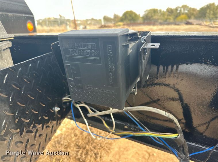 image for item NQ9069 2010 Top Brand utility trailer