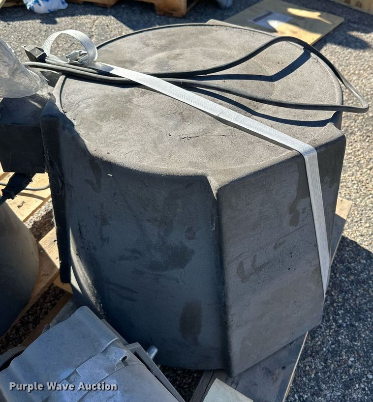 image for item NQ9073 Trinco 36/BP sandblaster