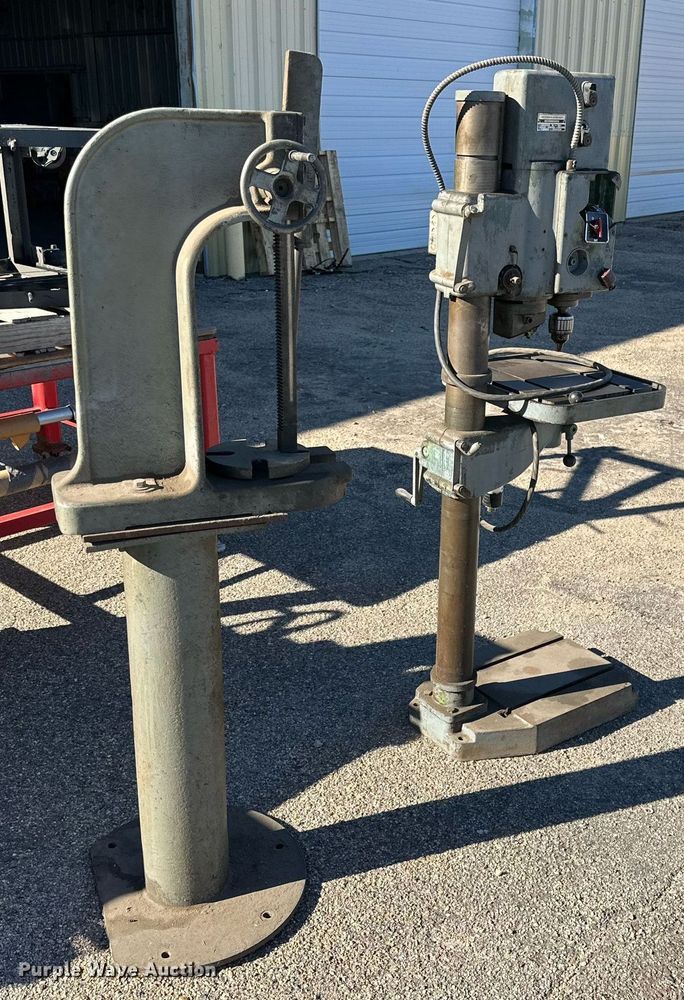 image for item NQ9075 Tools