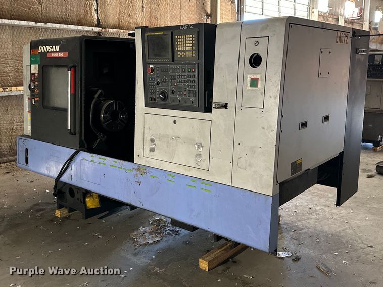 image for item NQ9079 Doosan Puma 300 CNC lathe