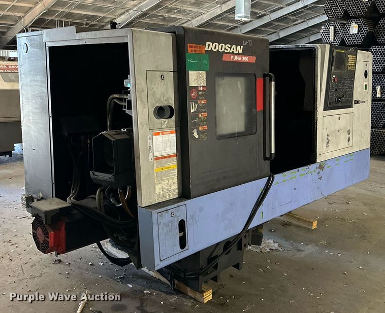 image for item NQ9079 Doosan Puma 300 CNC lathe