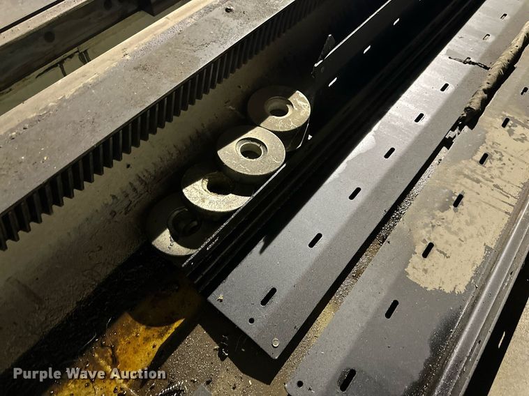 image for item NQ9082 (2) 2017 Fanuc R-2000iC six-axis robots