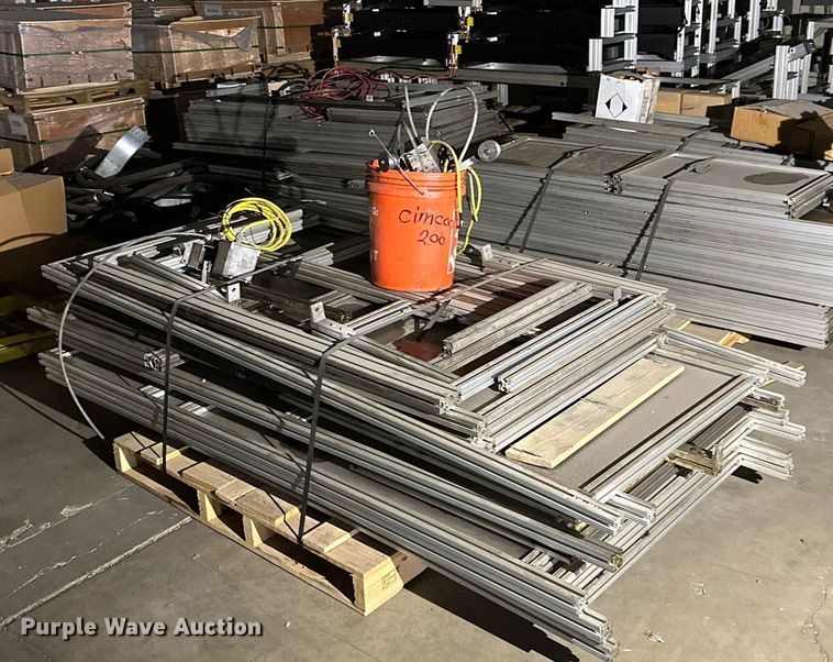 image for item NQ9082 (2) 2017 Fanuc R-2000iC six-axis robots