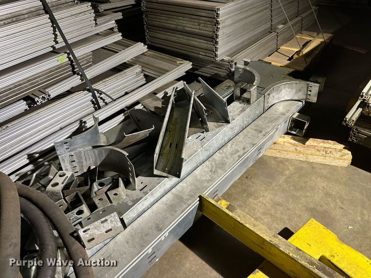 image for item NQ9082 (2) 2017 Fanuc R-2000iC six-axis robots