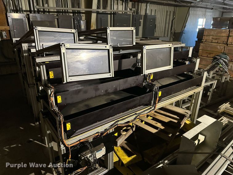 image for item NQ9082 (2) 2017 Fanuc R-2000iC six-axis robots