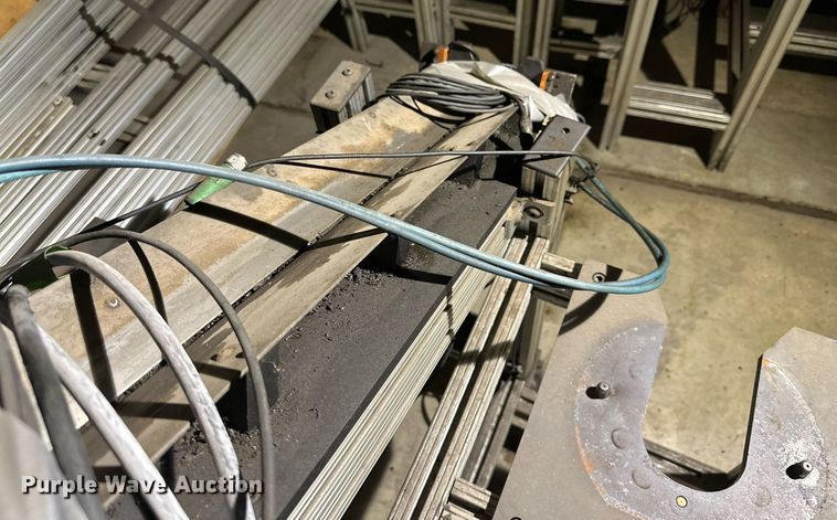 image for item NQ9082 (2) 2017 Fanuc R-2000iC six-axis robots