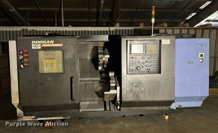 image for item NQ9084 2008 Doosan Puma TL2500L CNC lathe