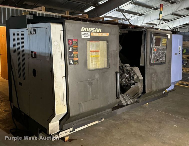 image for item NQ9084 2008 Doosan Puma TL2500L CNC lathe