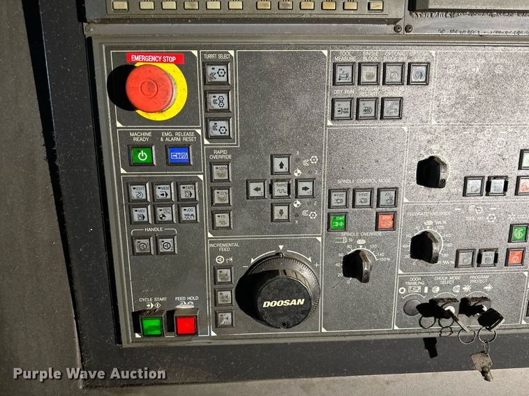 image for item NQ9084 2008 Doosan Puma TL2500L CNC lathe