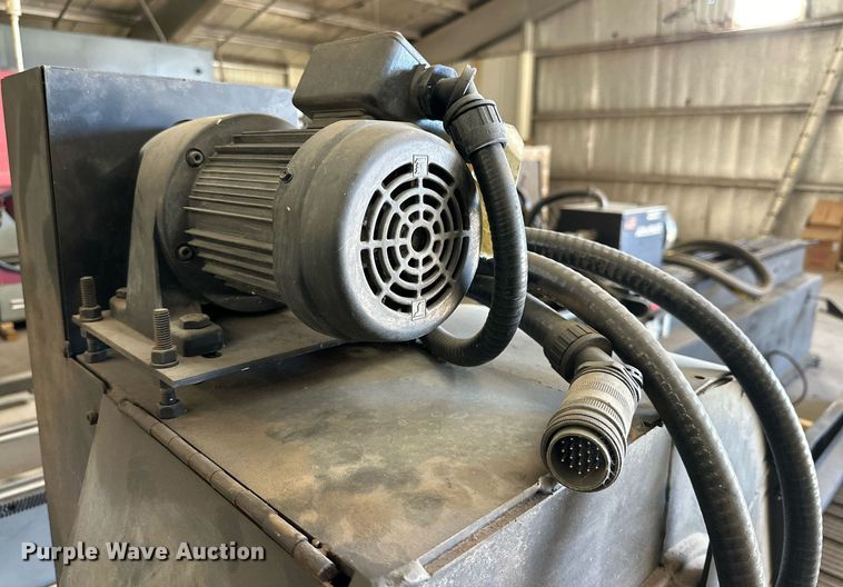 image for item NQ9084 2008 Doosan Puma TL2500L CNC lathe