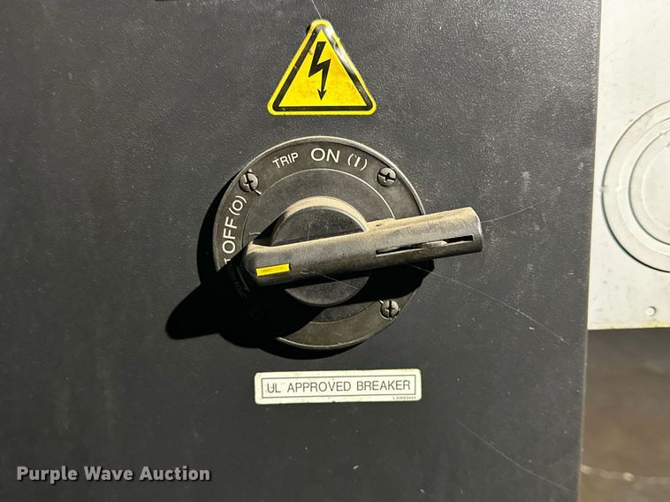 image for item NQ9086 2008 Doosan Puma TL2500L CNC lathe