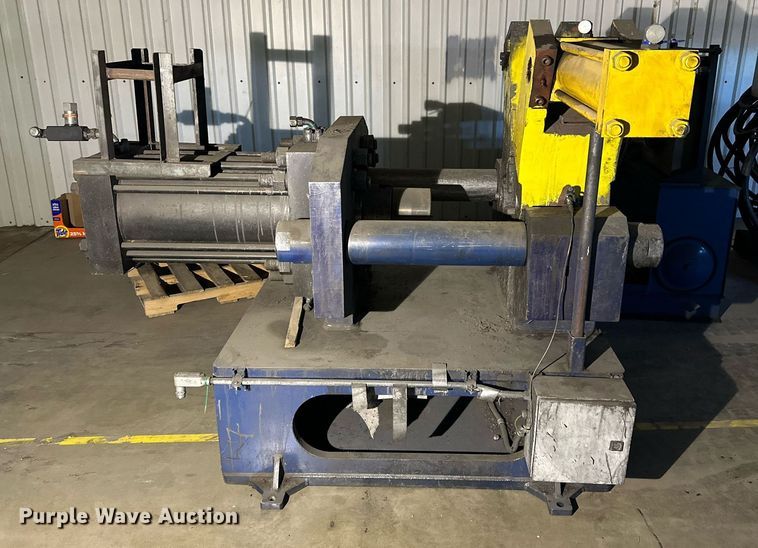 image for item NQ9089 (3) swagers