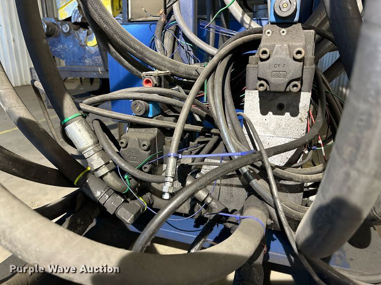 image for item NQ9089 (3) swagers