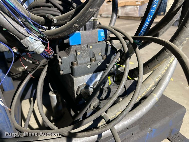 image for item NQ9089 (3) swagers