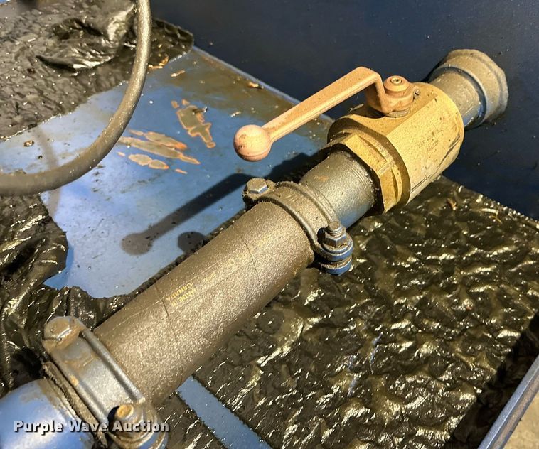 image for item NQ9089 (3) swagers