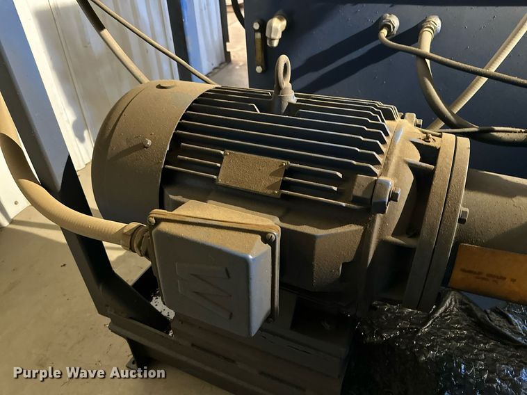 image for item NQ9089 (3) swagers