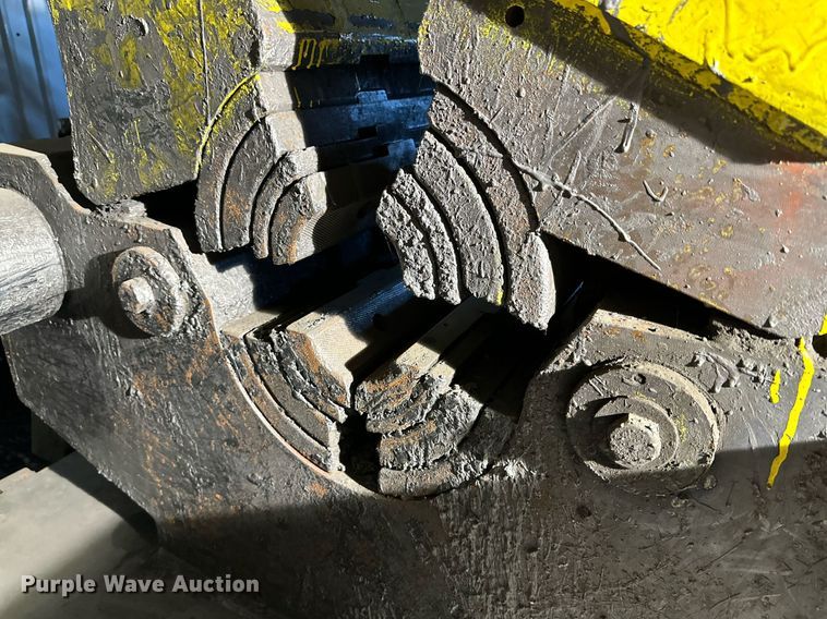 image for item NQ9089 (3) swagers