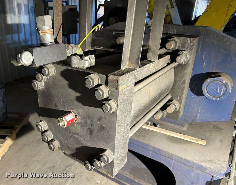 image for item NQ9089 (3) swagers