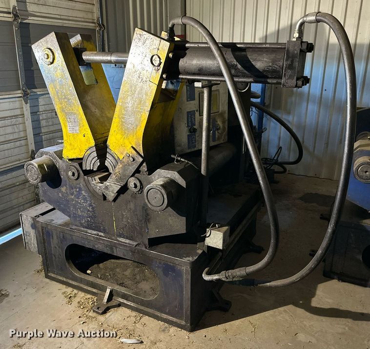 image for item NQ9089 (3) swagers