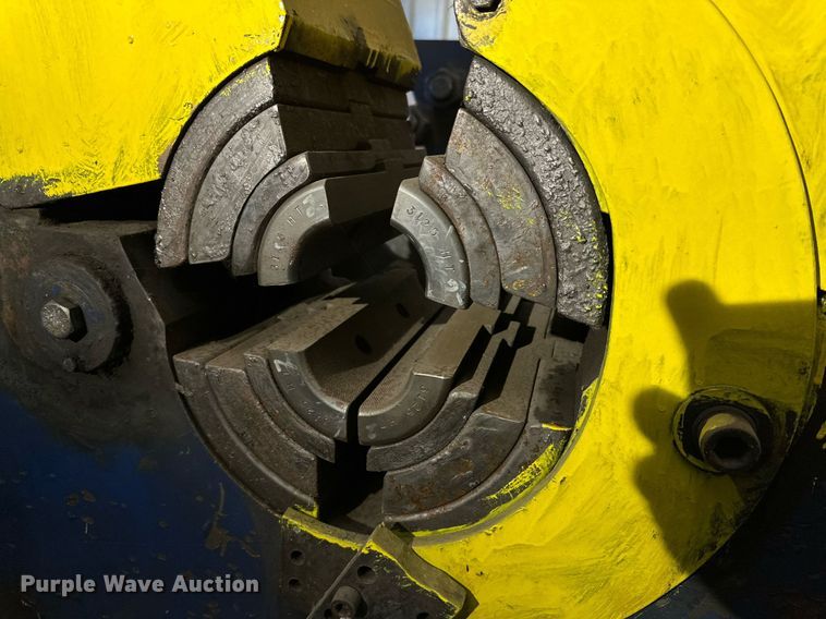 image for item NQ9089 (3) swagers