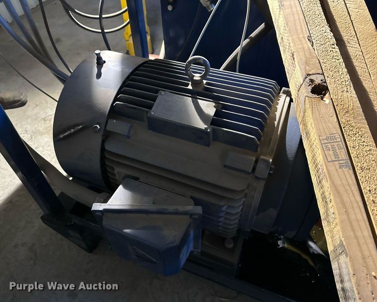 image for item NQ9089 (3) swagers