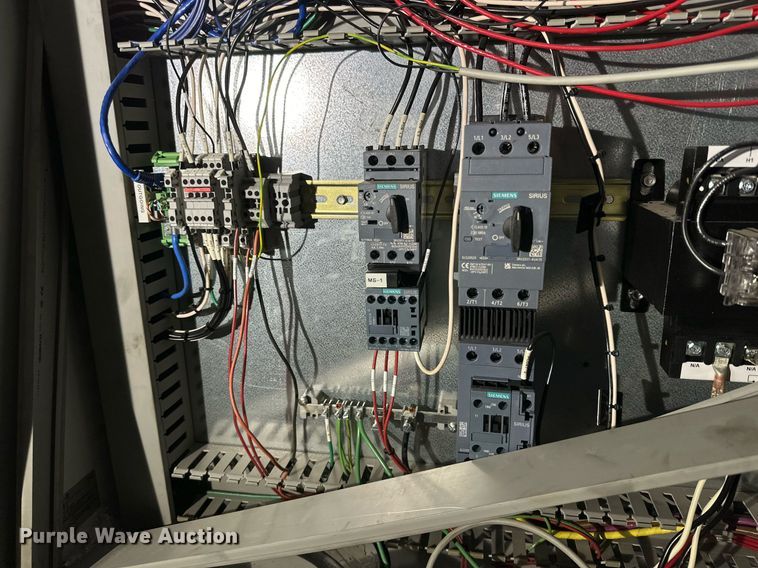 image for item NQ9089 (3) swagers