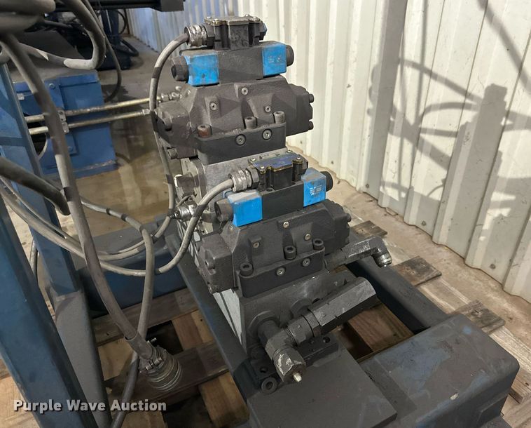 image for item NQ9089 (3) swagers