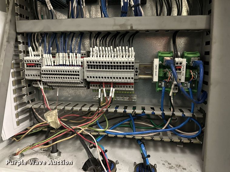 image for item NQ9089 (3) swagers