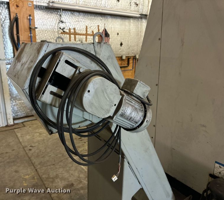 image for item NQ9093 2008 HAAS SL-40 CNC lathe