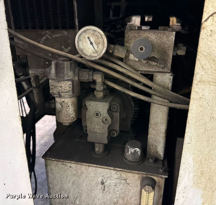 image for item NQ9093 2008 HAAS SL-40 CNC lathe