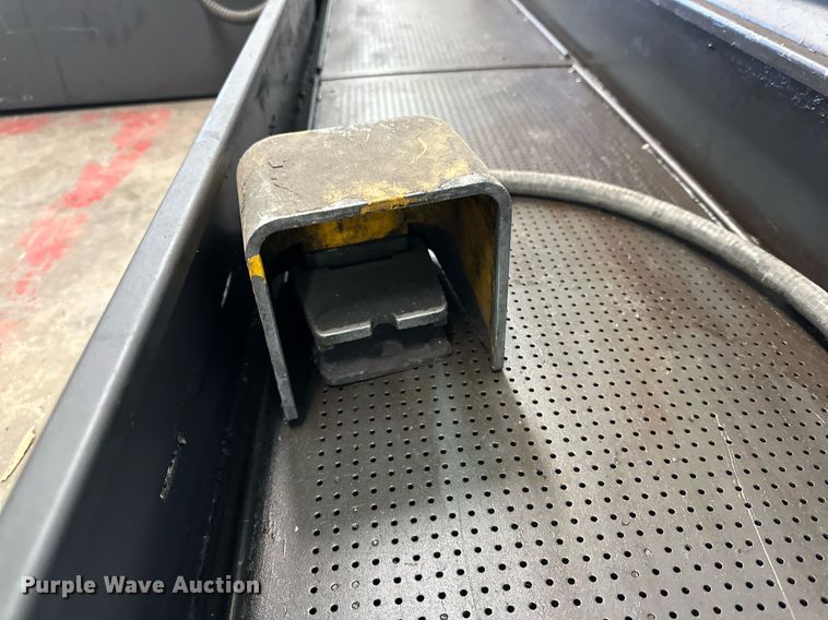 image for item NQ9094 2011 Hwacheon Hi-Tech 400A CNC lathe