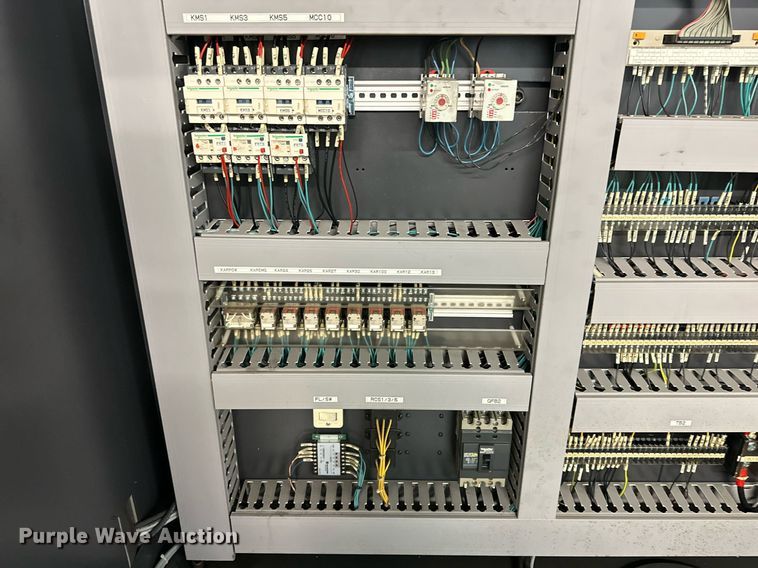 image for item NQ9094 2011 Hwacheon Hi-Tech 400A CNC lathe