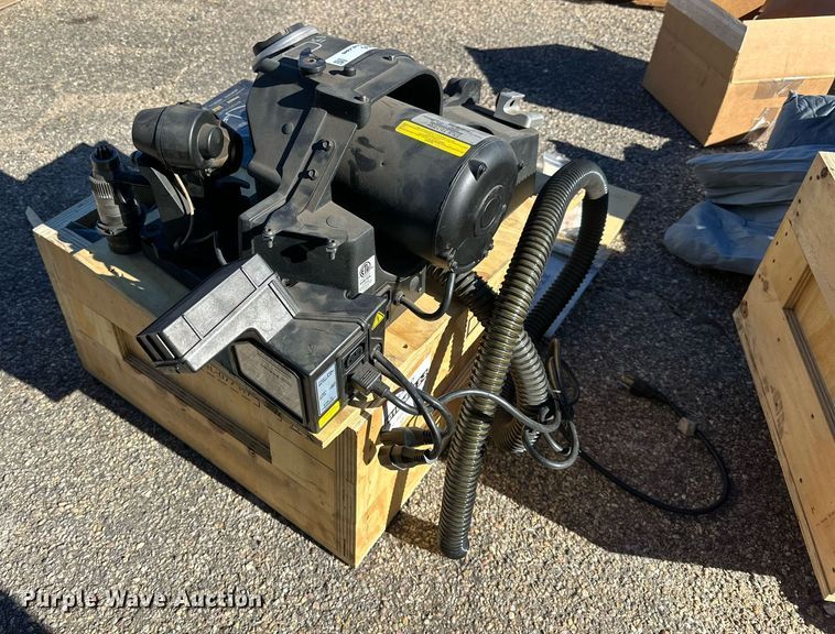 image for item NQ9096 2015 Dared XT-3000 drill sharpener