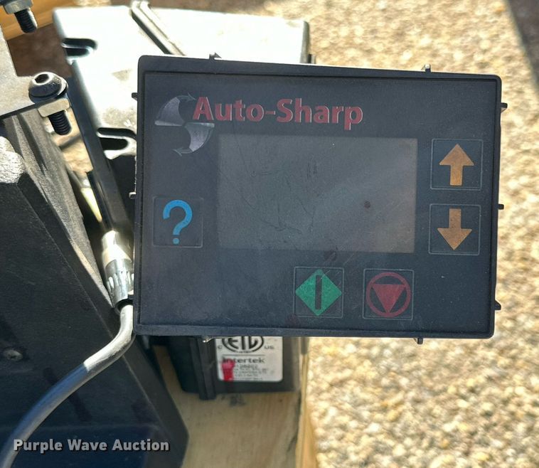 image for item NQ9096 2015 Dared XT-3000 drill sharpener