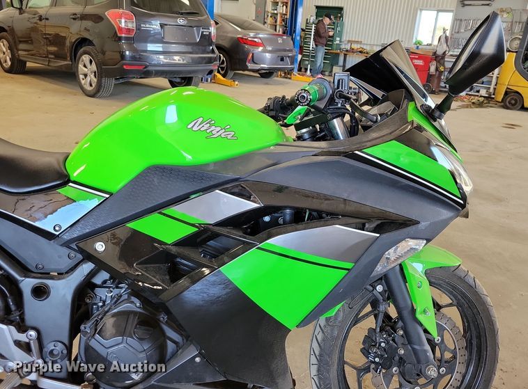 image for item OH9367 2015 Kawasaki Ninja EX300 motorcycle