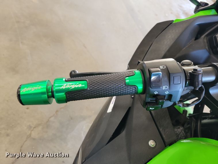 image for item OH9367 2015 Kawasaki Ninja EX300 motorcycle