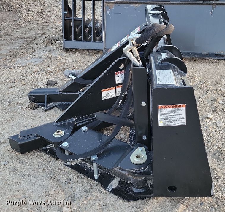 image for item OH9396 2022 Manitou skid steer tree puller