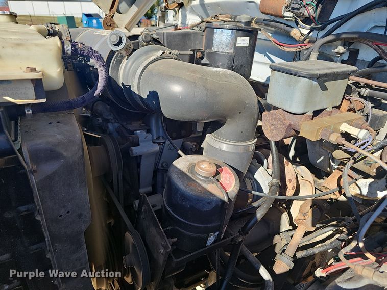 image for item OJ9079 1990 Ford F800 truck cab and chassis