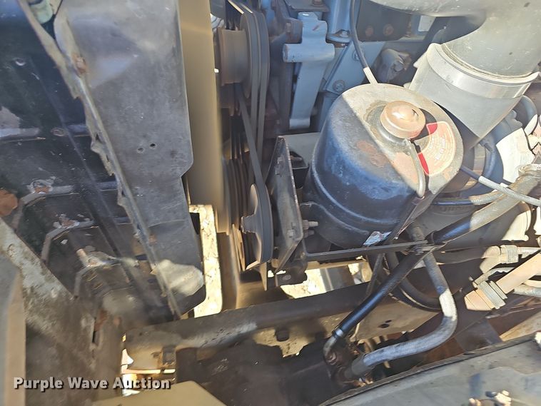 image for item OJ9079 1990 Ford F800 truck cab and chassis