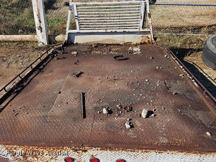 image for item OJ9085 Flatbed