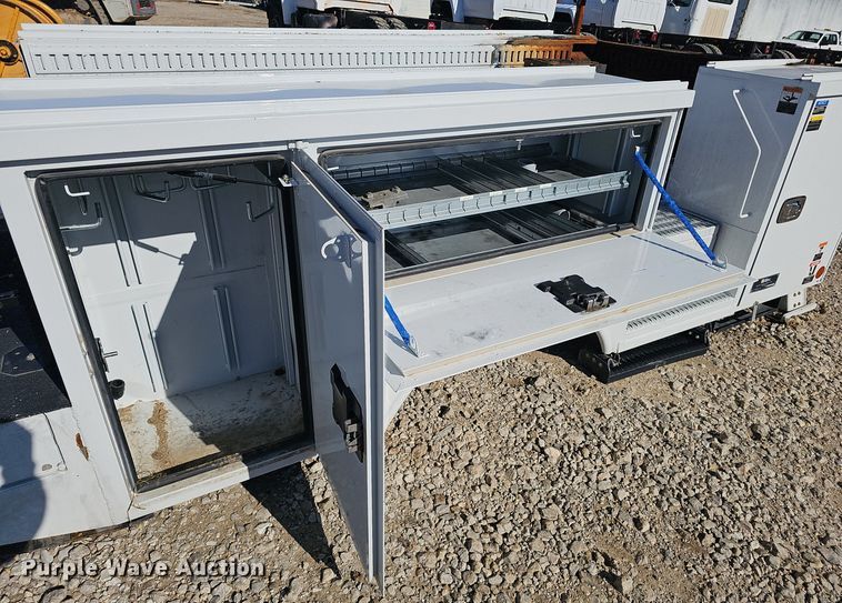 image for item OJ9086 Altec utility bed