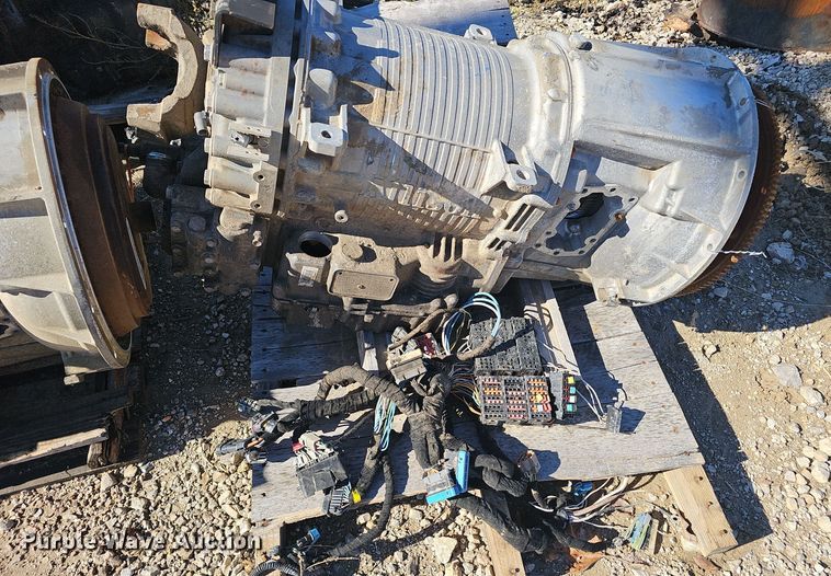 image for item OJ9091 (3) Allison transmissions