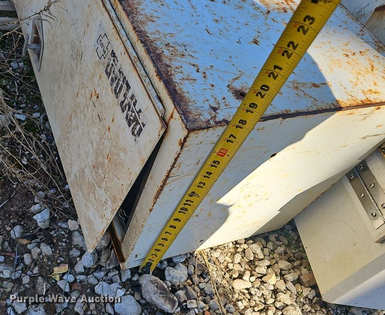 image for item OJ9092 Toolboxes