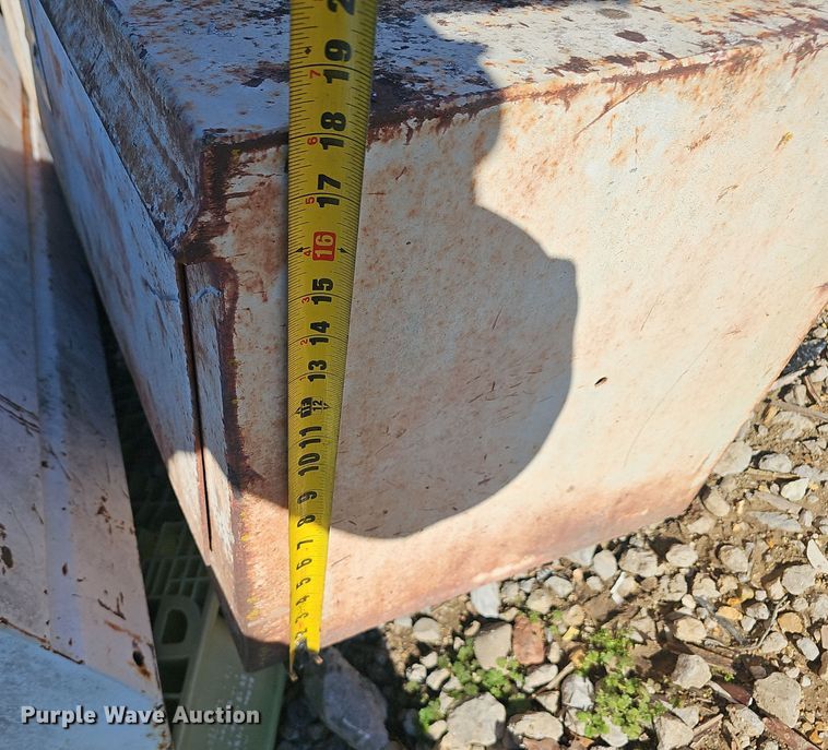 image for item OJ9092 Toolboxes