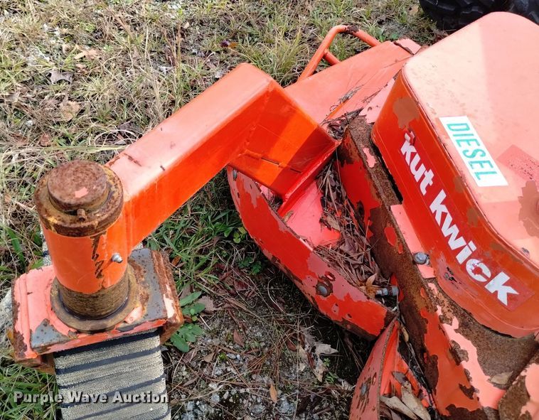 image for item OJ9899 Kut Kwick SSM 38-72 slope mower